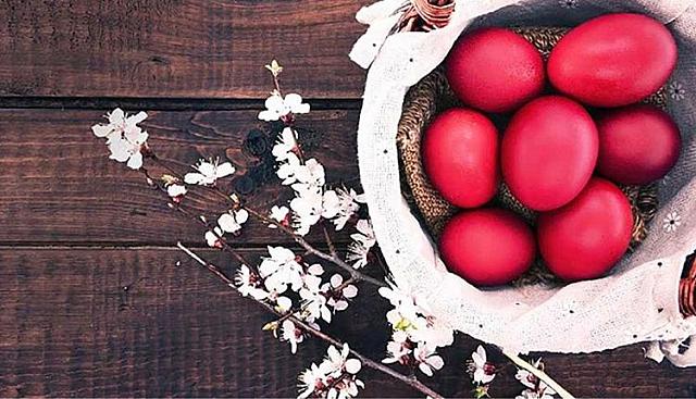 Πάσχα - αυγά - τσουρέκια 