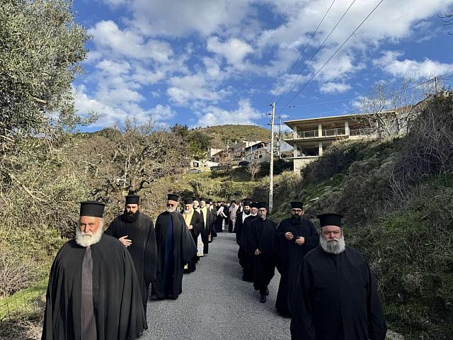 Η εξόδιος ακολουθία του μακαριστού πρωτοπρεσβύτερου Ιωάννου Λελεδάκη