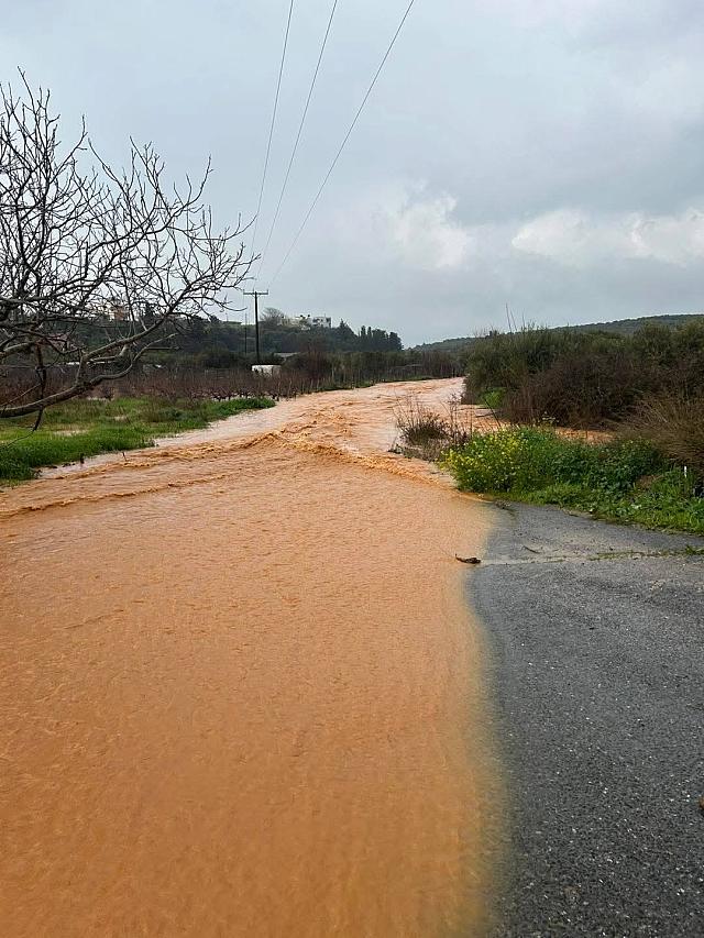 πλημμυρες σε θραψανο