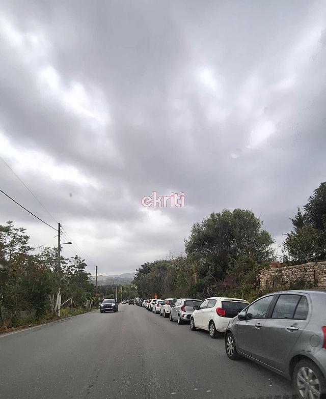 κνωσός αυτοκίνητα