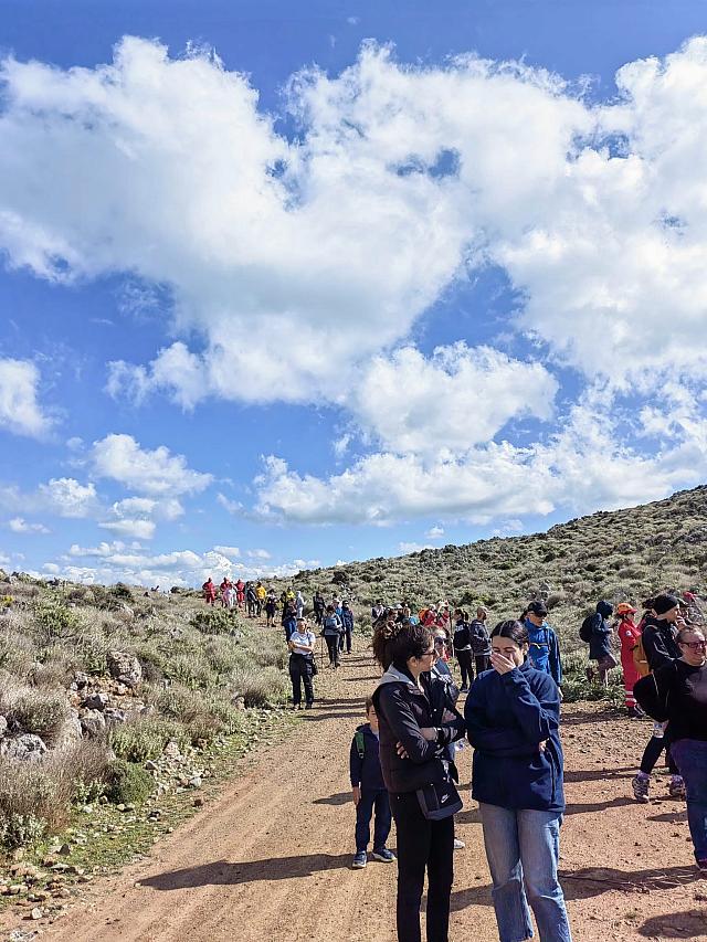 πεζοπορική διαδρομή στην Κοινότητα Ροδωπού 
