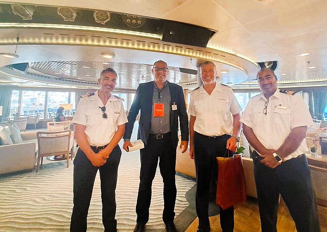 KROYAZIERA AGIOW NIKOLAOW