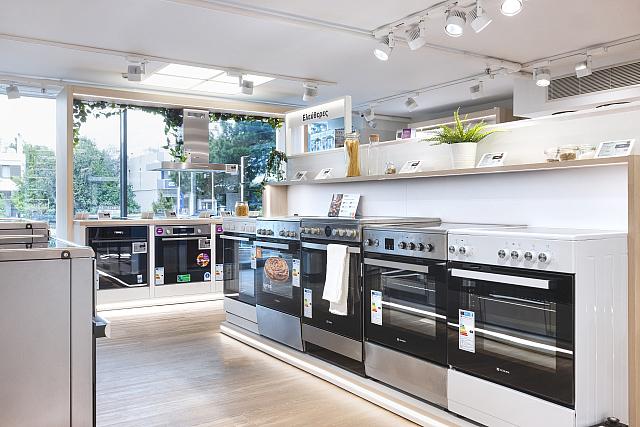 Η Πλαίσιο ανανεώνει το δίκτυο καταστημάτων της