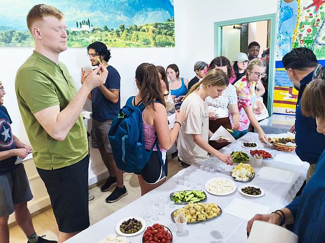 Θερμή υποδοχή σε φοιτητές από τη Νέα Υόρκη στο Δήμο Μινώα Πεδιάδας