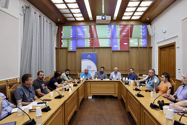 ΠΕΡΙΦΕΡΕΙΑ - ΚΡΗΤΙΚΟς ΑΜΠΕΛΩΝΑς