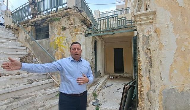 ΜΕΝΕΓΑΚΗΣ ΠΡΩΗΝ ΦΡΟΥΡΑΡΧΕΙΟ