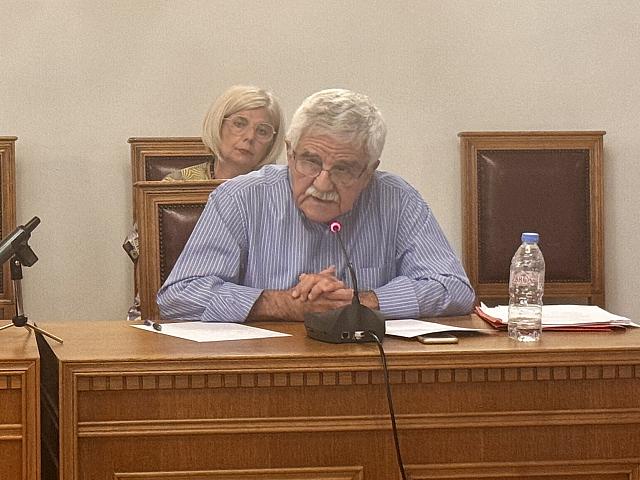 μανολης βασιλάκης