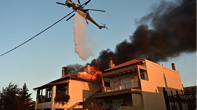 φωτια κρυονερι