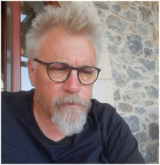 Donald Haggis  - Καθηγητής Κλασικής Αρχαιολογίας