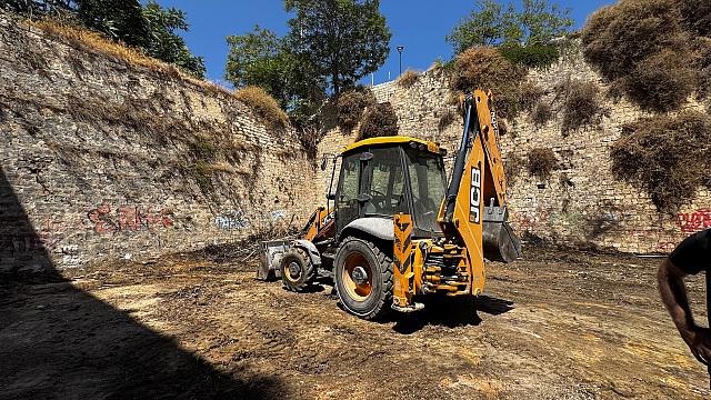 φωτιά ενετικά τείχη