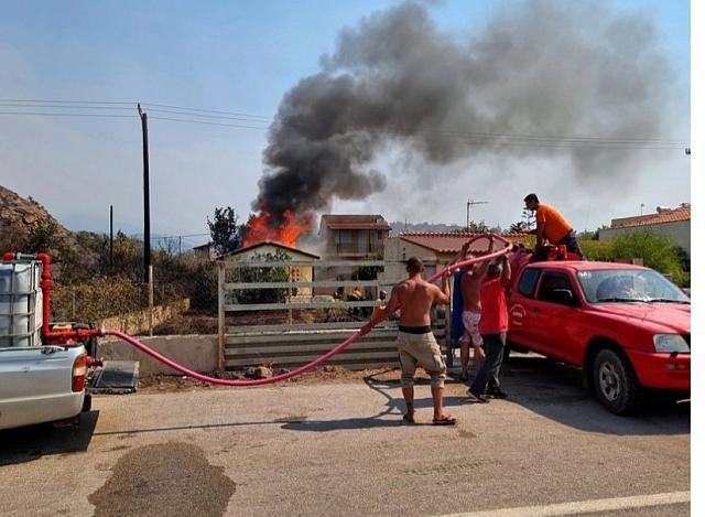 φωτιά στην Χίο