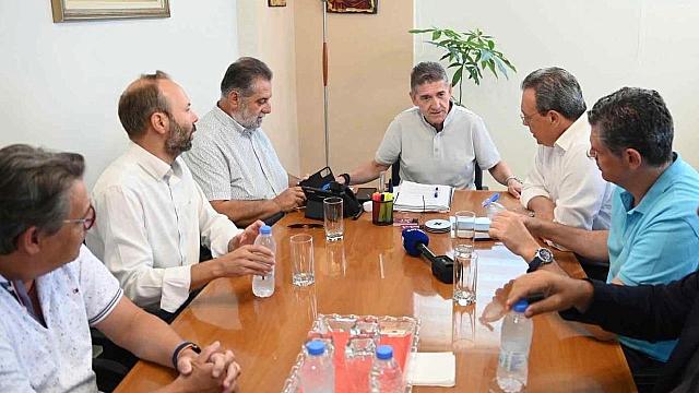 ΕΠΙΣΚΕΨΗ Σωκράτη Φάμελλου στις πυρόπληκτες περιοχές της Αχαΐας