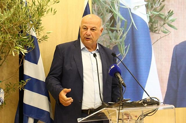 Κώστας Τσιάρας