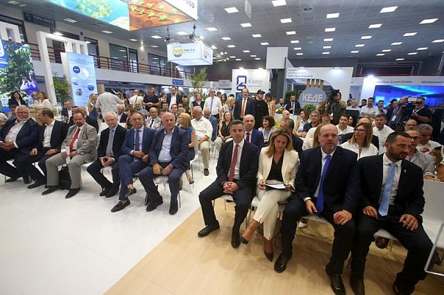 Κώστας Τσιάρας