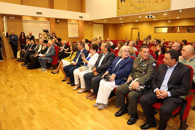 κακλαμάνης βικελαία