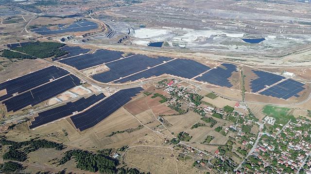 ΔΕΗ: Στο 90% η κατασκευή των φωτοβολταϊκών στη Δυτική Μακεδονία