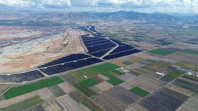 ΔΕΗ: Στο 90% η κατασκευή των φωτοβολταϊκών στη Δυτική Μακεδονία