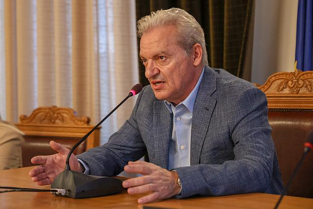 καλοκαιρινος