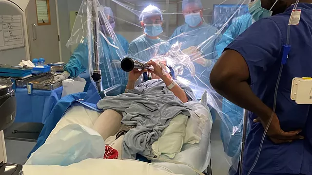 κλαρινέτο πάρκινσον χειρουργείο