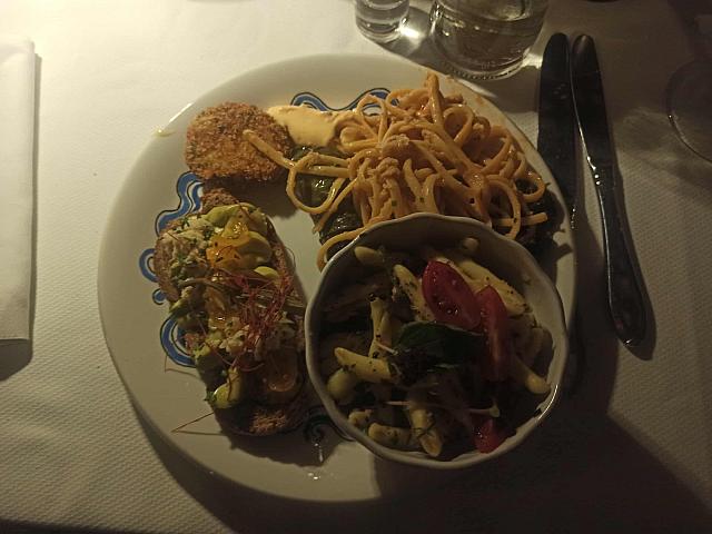 το μπλε καβούρι της ελούντας