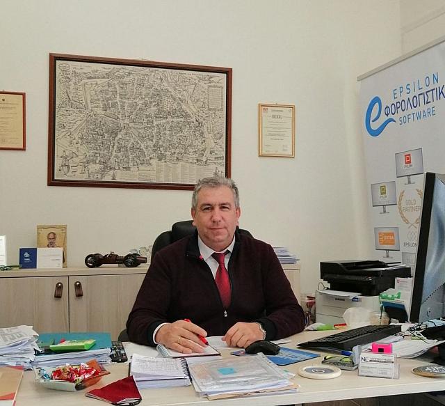 Νίκος Λειβαδιωτάκης