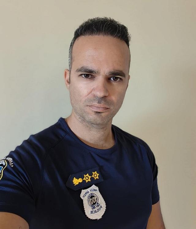 Γιώργος Πικράκης