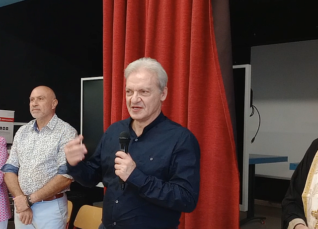 αλεξης καλοκαιρινος