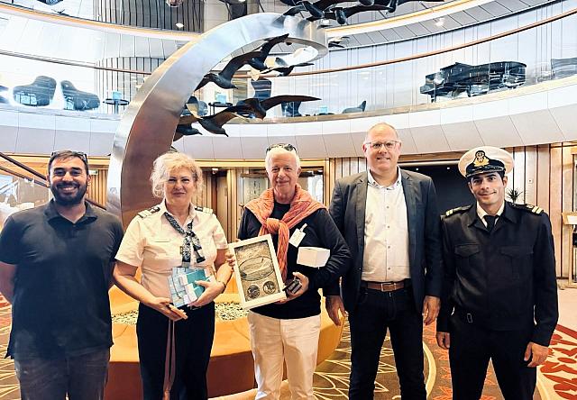 κρουαζιερόπλοιο άγιος νικόλαος