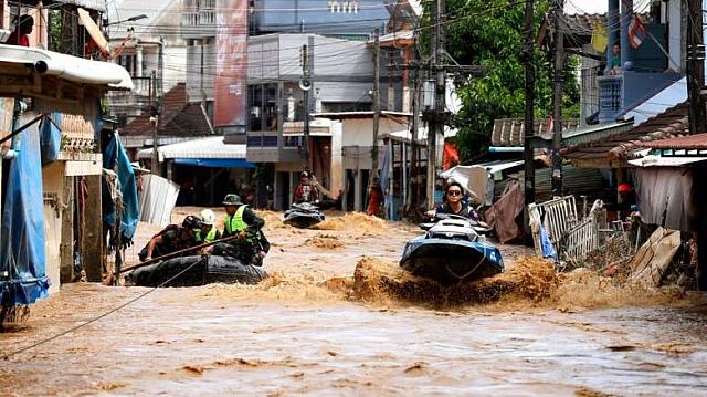 ΒΙΕΤΝΑΜ ΠΛΗΜΜΥΡΕΣ