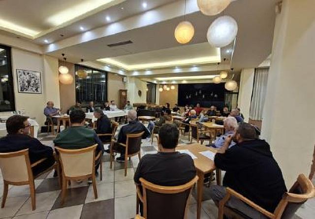 ΕΠΙΧΕΙΡΗΣΕΙΣ ΜΑΛΑΔΕΣ ΦΟΙΝΙΚΙΑ