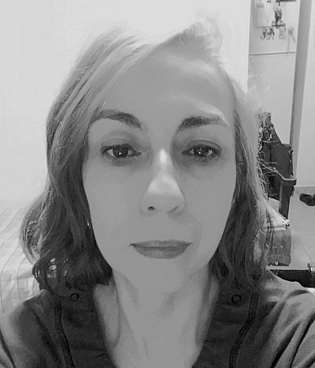 καρολινα νιλο - συριζα