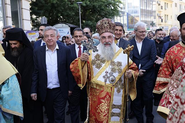 Σταύρος Αρναουτάκης 