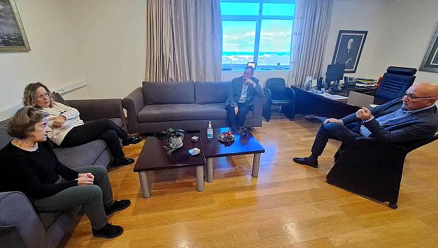 μενεγακης κοντσακης