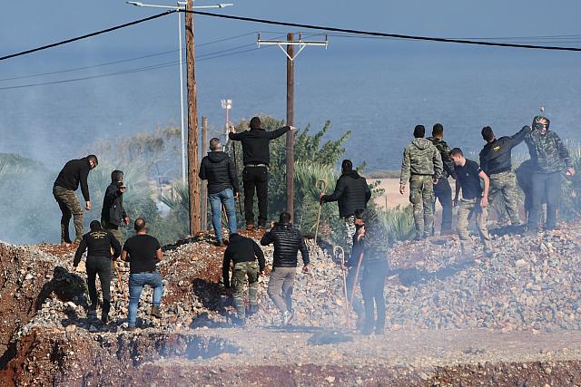 αγρότες αεροδρόμιο ηρακλείου δεκέμβριος 2025