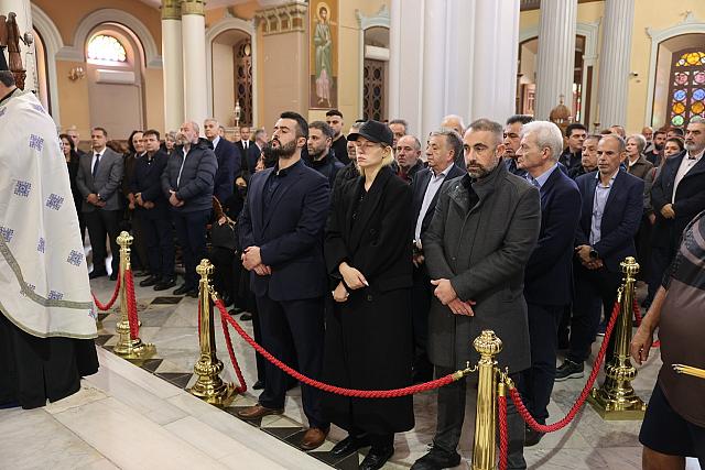 κηδεία - Κουμαντάκη