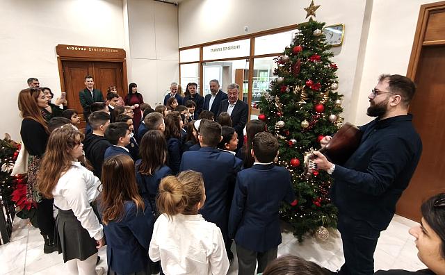 ΚΑΛΑΝΤΑ ΣΤΟΝ ΑΡΝΑΟΥΤΑΚΗ