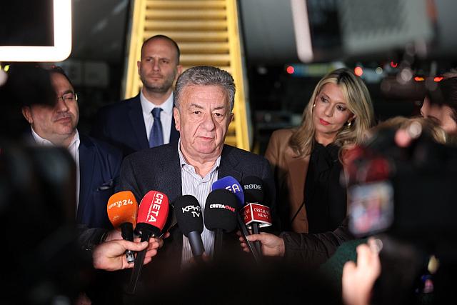 αρναουτακης