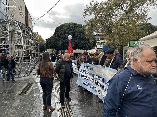 ΣΥΝΤΑΞΙΟΥΧΟΙ