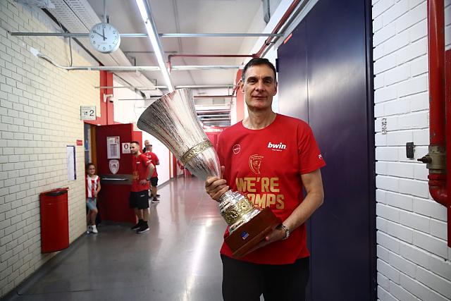 ΜΠΑΡΤΖΩΚΑΣ ΠΡΩΤΟ ΠΡΩΤΑΘΛΗΜΑ