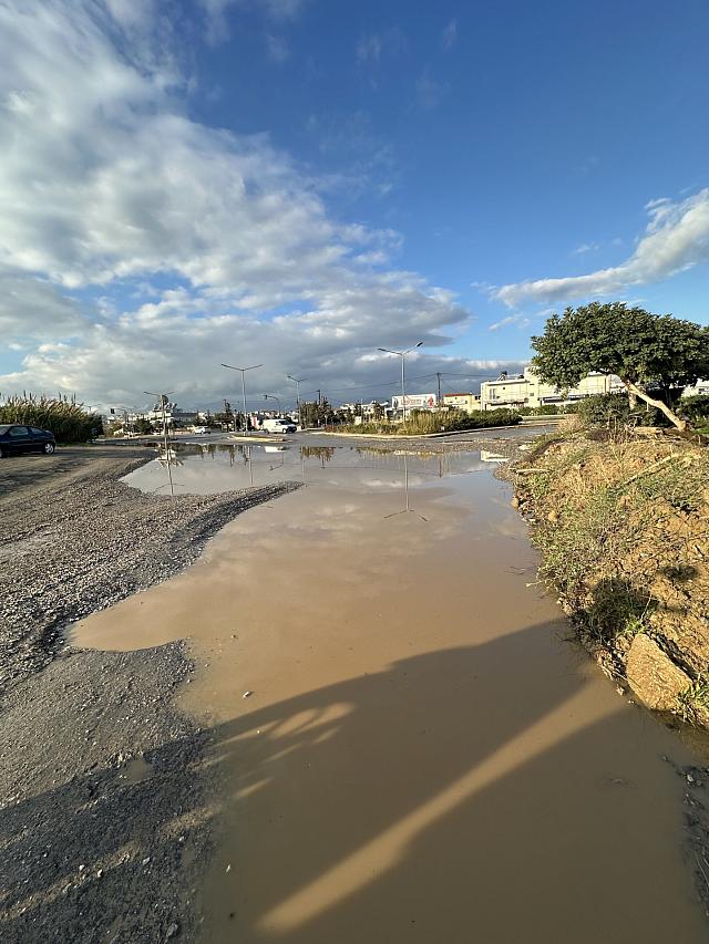 λεωφόρος Σοφοκλή Βενιζέλου - λίμνη λάσπης 