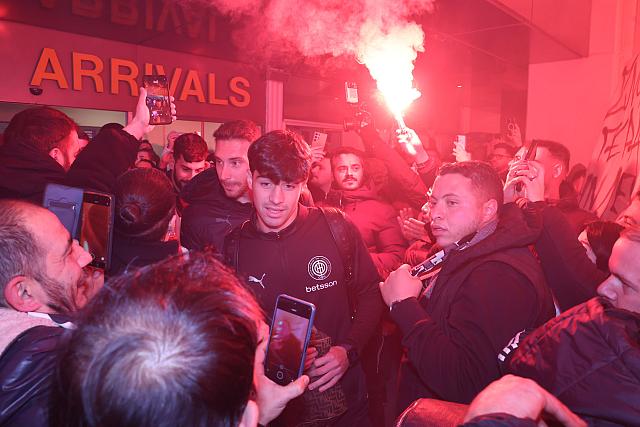 οφη υποδοχη