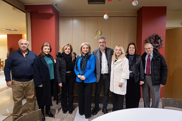 κρητικη εστια