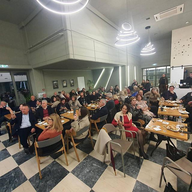 κοπή της πίτας τριών συλλόγων