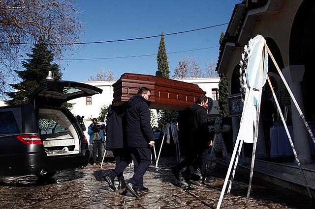 ελενη κατσαρου βιολαντα κηδεια