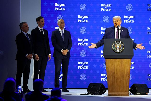 ΝΤΟΝΑΛΝΤ ΤΡΑΜΠ