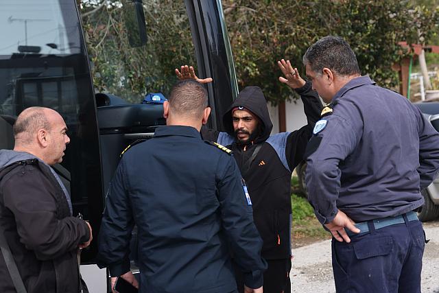 Μετανάστες - καλοί Λιμένες