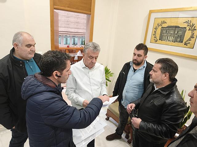 εκπρόσωποι ταξι