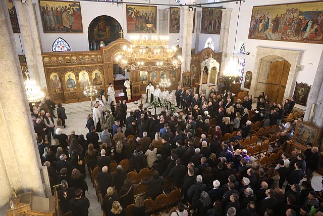 κηδεία βασίλη κεφαλογιάννη