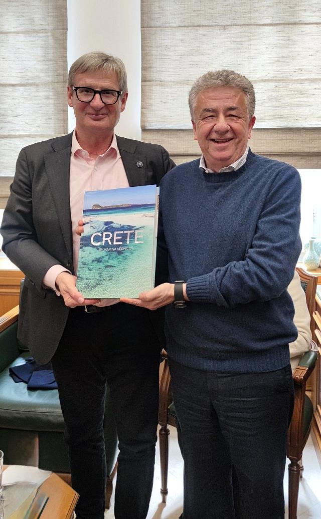 Συνάντηση  Περιφερειάρχη Κρήτης με τον Γενικό Γραμματέα των Ευρωπαϊκών Σχολείων 