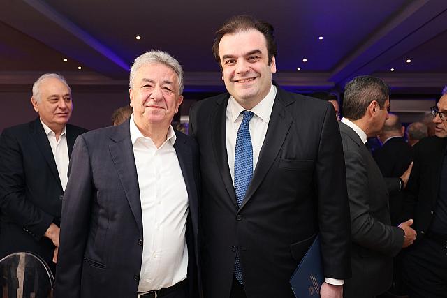 αρναουτακης - πιερρακακης